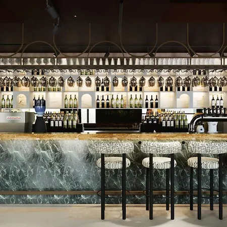 Tribe Den Haag Centraal Hotel