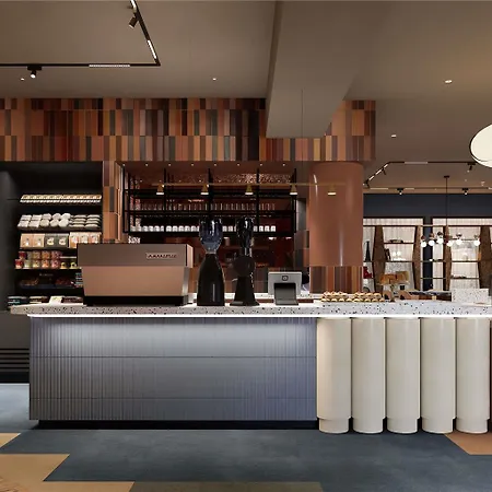 Tribe Den Haag Centraal 4*