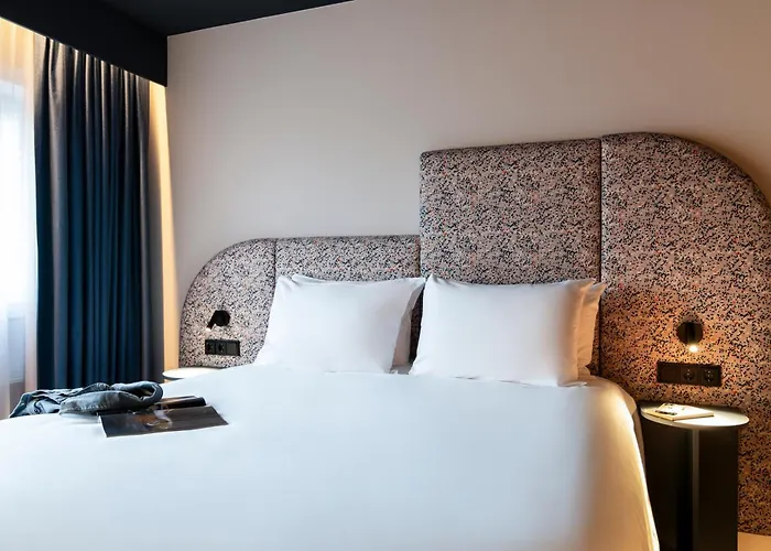 Tribe - Opened December 2025 4* Den Haag