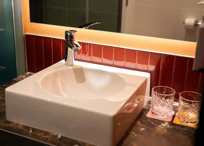 Tribe - Opened December 2025 4* La Haye