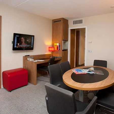 Mercure מלון 4*